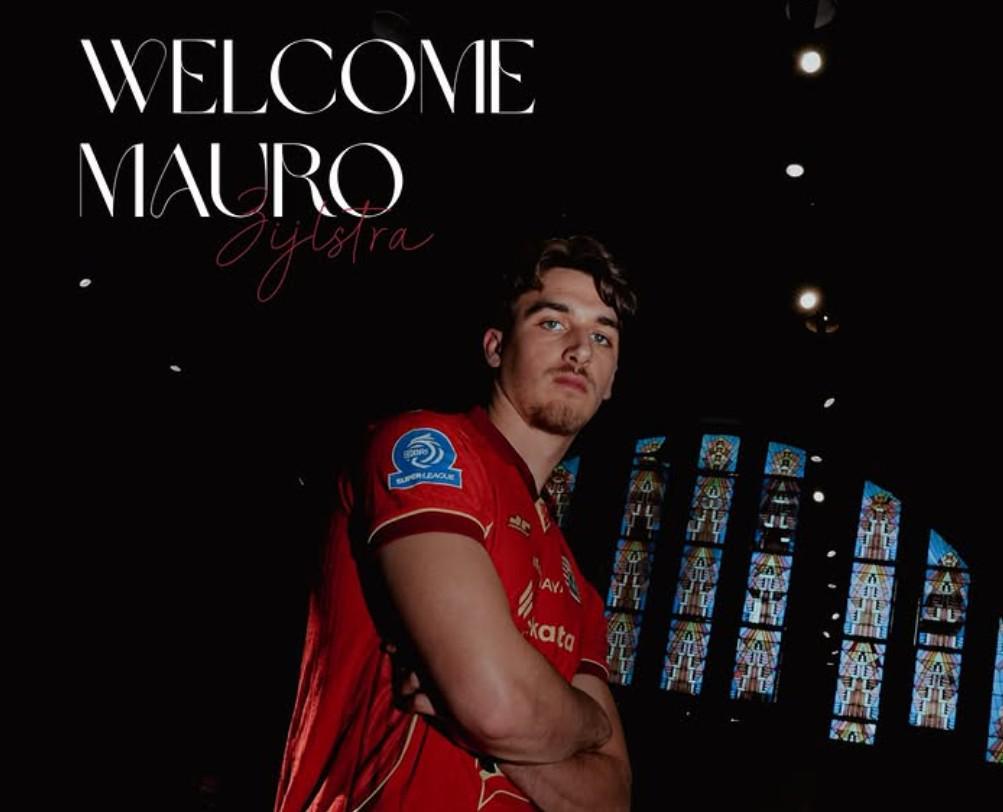 米乐官网入口-官方：21岁印尼归化国脚齐尔斯特拉加盟印尼超佩西加雅加达队